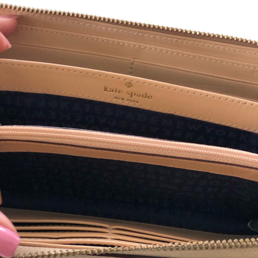 Kate Spade Wallet - Picture 6 of 16